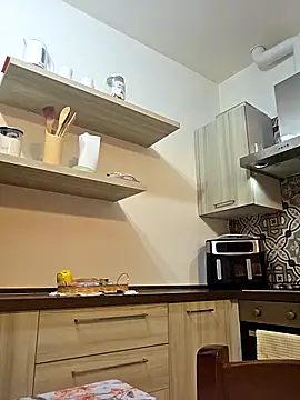 Melody73 online show from 11-28-25, 09:50