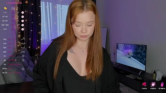 Snapshot of dinky__emily chatting on 03-05-25, 02:45 dinky emily online show from 03-05-25, 02:45