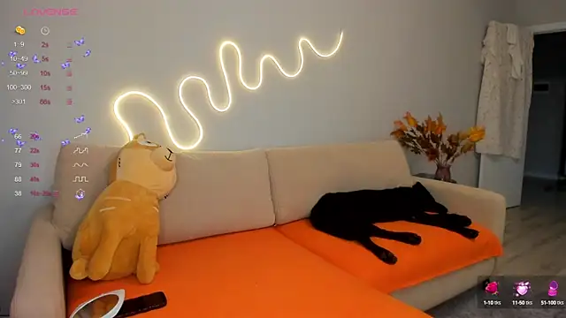 Snapshot of dinky__emily chatting on 09-09-25, 02:38 dinky emily online show from 09-09-25, 02:38