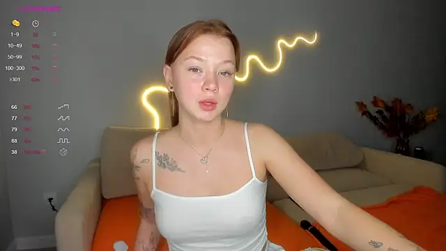 Snapshot of dinky__emily chatting on 09-26-25, 05:17 dinky emily online show from 09-26-25, 05:17