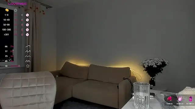 Snapshot of dinky__emily chatting on 10-05-25, 06:17 dinky emily online show from 10-05-25, 06:17