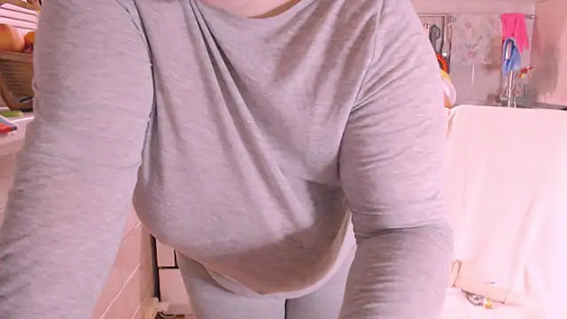 SoftLia online show from 12-13-24, 08:58