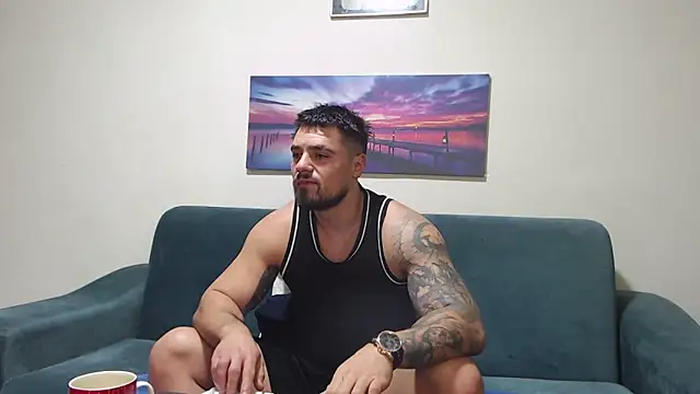 Tiberius hunk online show from 11-29-25, 07:55