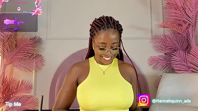 Hanaahquinn online show from 04-12-26, 11:48