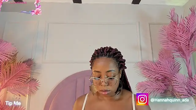 Hanaahquinn online show from 04-25-26, 11:57