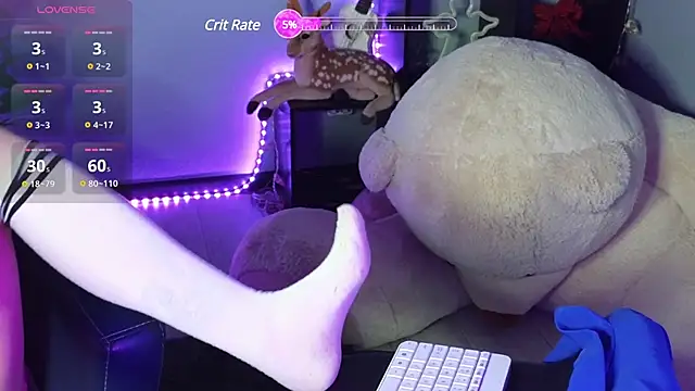 Snapshot of EmmaGallen chatting on 03-11-25, 08:52 EmmaGallen online show from 03-11-25, 08:52