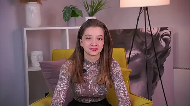 UdelaHathorne online show from 03-01-25, 08:34