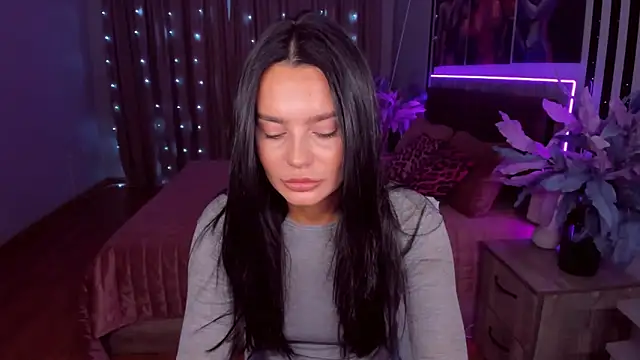 Snapshot of DanaSincere chatting on 03-20-25, 04:18 DanaSincere online show from 03-20-25, 04:18