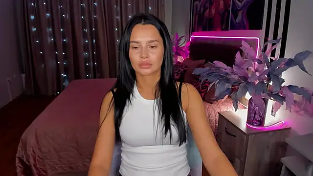 Snapshot of DanaSincere chatting on 10-23-25, 03:39 DanaSincere online show from 10-23-25, 03:39