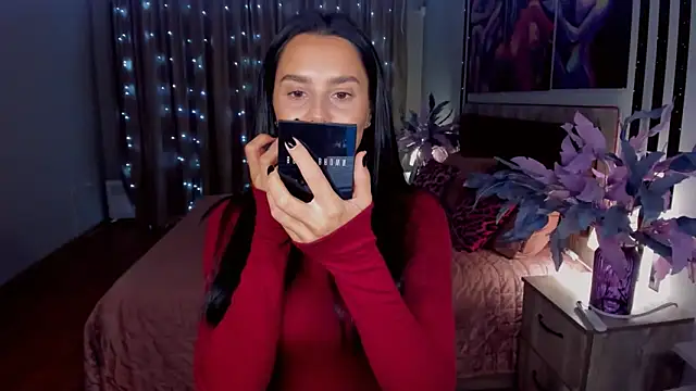 Snapshot of DanaSincere chatting on 10-29-25, 04:04 DanaSincere online show from 10-29-25, 04:04