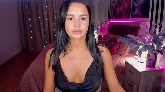 Snapshot of DanaSincere chatting on 11-09-25, 06:01 DanaSincere online show from 11-09-25, 06:01