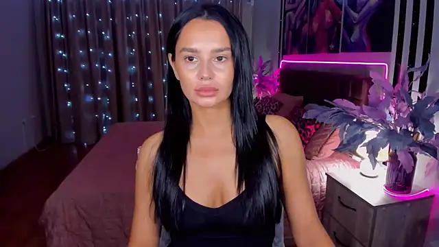 Snapshot of DanaSincere chatting on 11-11-25, 03:50 DanaSincere online show from 11-11-25, 03:50