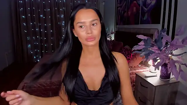 Snapshot of DanaSincere chatting on 11-27-25, 03:41 DanaSincere online show from 11-27-25, 03:41