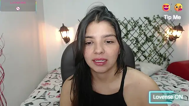 Snapshot of issa__nassar chatting on 09-13-25, 01:33 issa  nassar online show from 09-13-25, 01:33