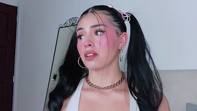 SaritaBratz online show from 01-14-26, 08:47