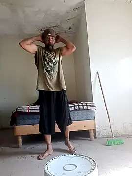 Flomi13 online show from 03-12-26, 09:32