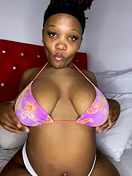 Snapshot of Beyoncex05 chatting on 10-07-25, 07:44 Beyoncex05 online show from 10-07-25, 07:44