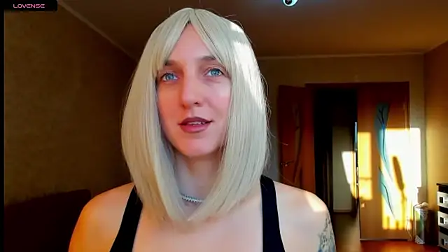 desired zzoya online show from 11-18-25, 03:01