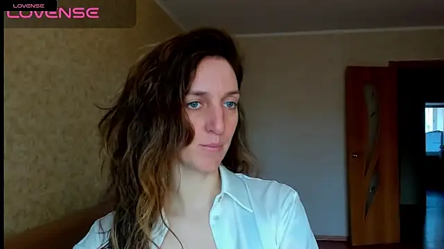 desired zzoya online show from 04-15-26, 02:51