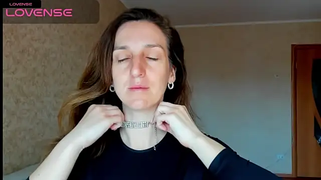 desired zzoya online show from 04-26-26, 03:48