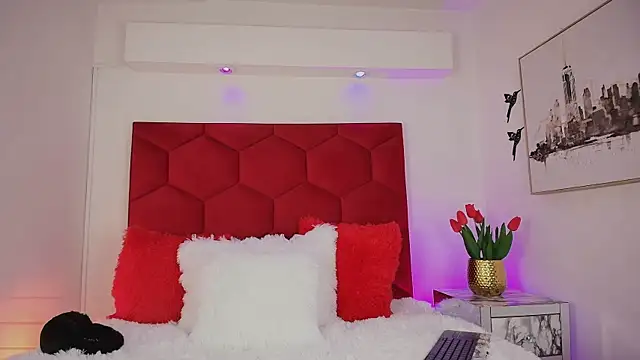 Jonas Rivers online show from 09-15-25, 01:22