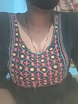 Snapshot of Sexyradha_ chatting on 02-05-26, 06:23 Sexyradha online show from 02-05-26, 06:23