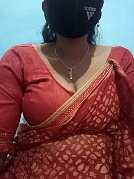 Snapshot of Sexyradha_ chatting on 02-27-26, 04:40 Sexyradha online show from 02-27-26, 04:40