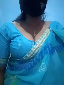 Snapshot of Sexyradha_ chatting on 03-09-26, 05:06 Sexyradha online show from 03-09-26, 05:06