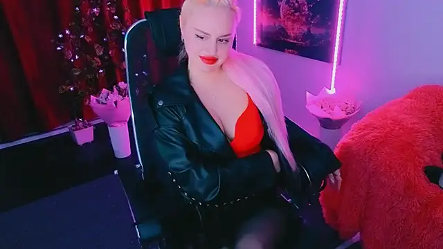Snapshot of Miss_Alice_Silver chatting on 04-29-26, 06:03 Miss Alice Silver online show from 04-29-26, 06:03