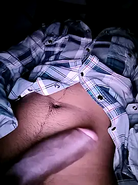 Snapshot of Topboy_6 chatting on 10-21-25, 02:29 Topboy 6 online show from 10-21-25, 02:29