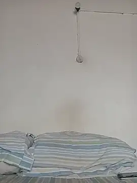 Snapshot of Missvixen81 chatting on 10-06-25, 09:29 Missvixen81 online show from 10-06-25, 09:29