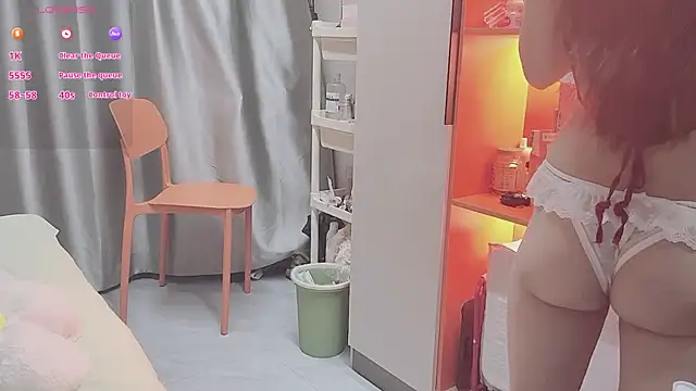 Snapshot of guoguo7777777 chatting on 10-15-25, 01:55 guoguo7777777 online show from 10-15-25, 01:55