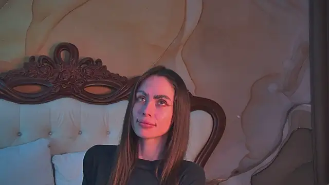 Snapshot of Amanda_River chatting on 01-14-26, 12:44 Amanda River online show from 01-14-26, 12:44