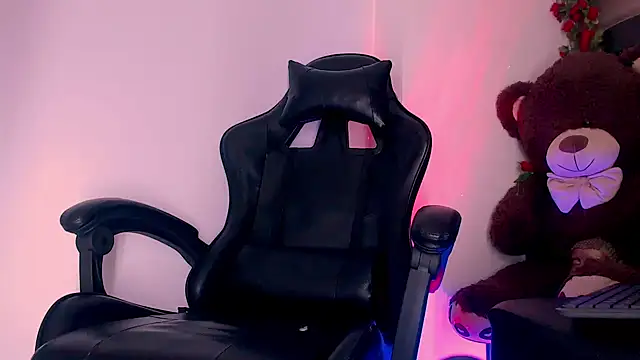 SashaNova online show from 02-14-26, 08:00