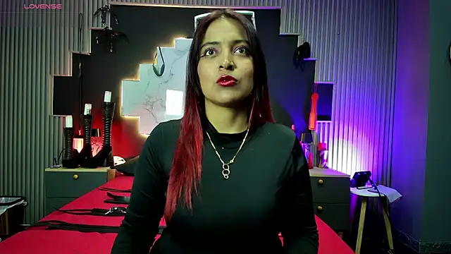 Sarah917 online show from 03-18-25, 07:31