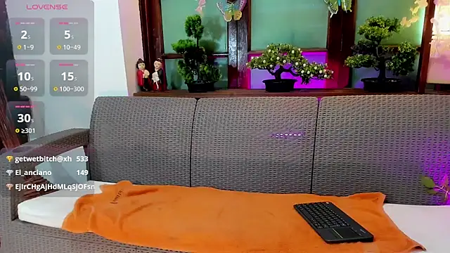 Snapshot of i_am_karoll chatting on 03-08-25, 07:09 i am karoll online show from 03-08-25, 07:09