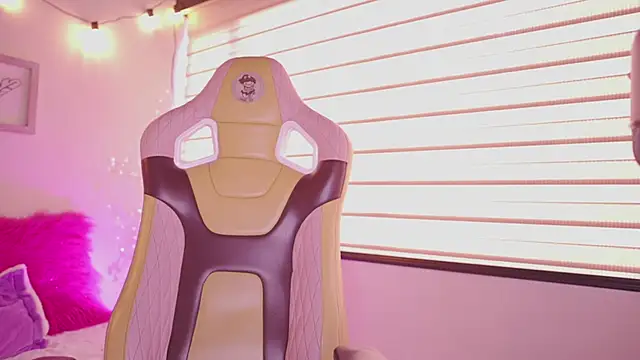 tommy blue online show from 03-25-26, 12:22