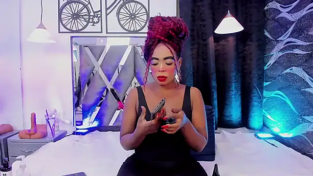 CandyMartinez  online show from 04-17-26, 07:50