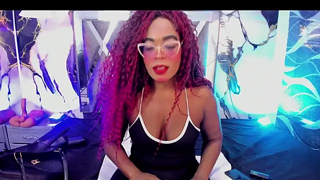 CandyMartinez  online show from 05-26-26, 08:38