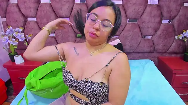  Violeta 18 online show from 11-11-25, 02:55