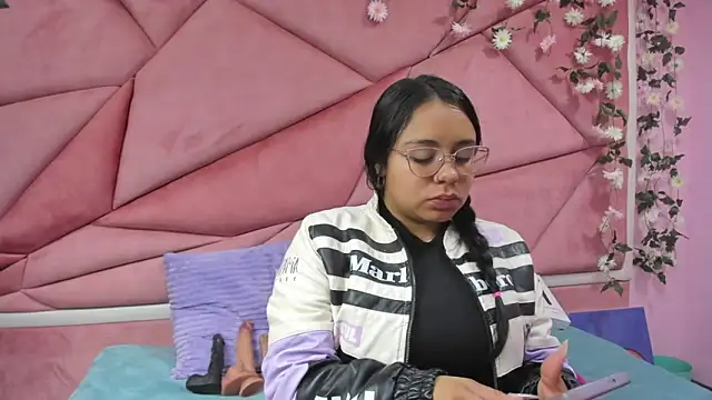  Violeta 18 online show from 11-23-25, 02:44