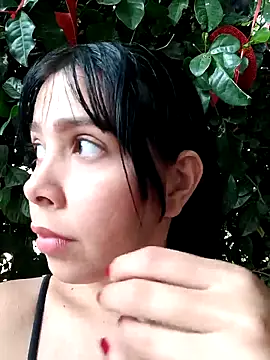 Snapshot of Candy-Body chatting on 03-06-25, 01:24 Candy-Body online show from 03-06-25, 01:24