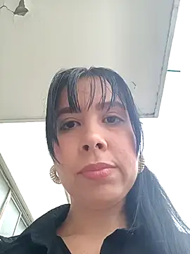 Snapshot of Candy-Body chatting on 03-06-25, 10:26 Candy-Body online show from 03-06-25, 10:26