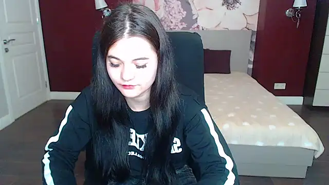 Snapshot of ElinaMils chatting on 03-12-25, 09:34 ElinaMils online show from 03-12-25, 09:34