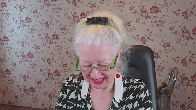 Maya Mayflower online show from 03-02-26, 05:08