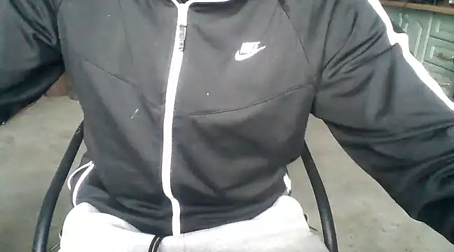 Snapshot of dxmiian chatting on 03-02-25, 09:21 dxmiian online show from 03-02-25, 09:21