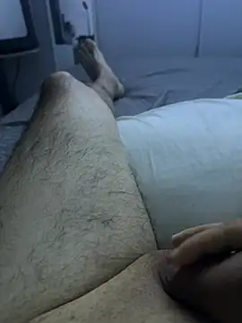 Snapshot of alrume49big chatting on 03-04-25, 11:19 alrume49big online show from 03-04-25, 11:19