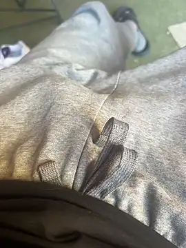 Snapshot of sohasenki chatting on 04-05-26, 03:09 sohasenki online show from 04-05-26, 03:09