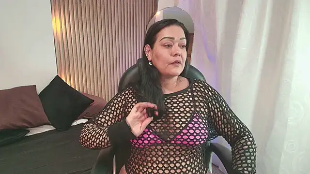 Snapshot of violeta_delavega1 chatting on 03-11-25, 07:58 violeta delavega1 online show from 03-11-25, 07:58