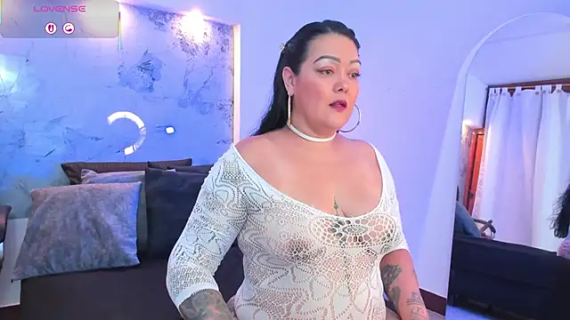 Snapshot of violeta_delavega1 chatting on 09-14-25, 05:28 violeta delavega1 online show from 09-14-25, 05:28